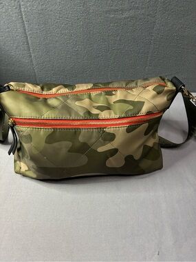 Tommy Hilfiger Olive Camo Quilted Crossbody with Orange Zippers